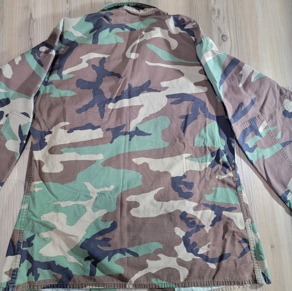 US Army Issued Shirt Jacket Woodland Camo Combat Pattern Med-Reg 37" 41" Chest - Picture 5 of 6